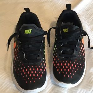 Great shape Nike’s